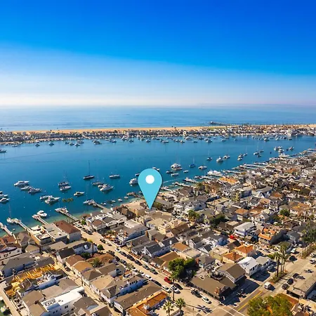 Balboa Island Luxury Penthouse Suite With Bay Views